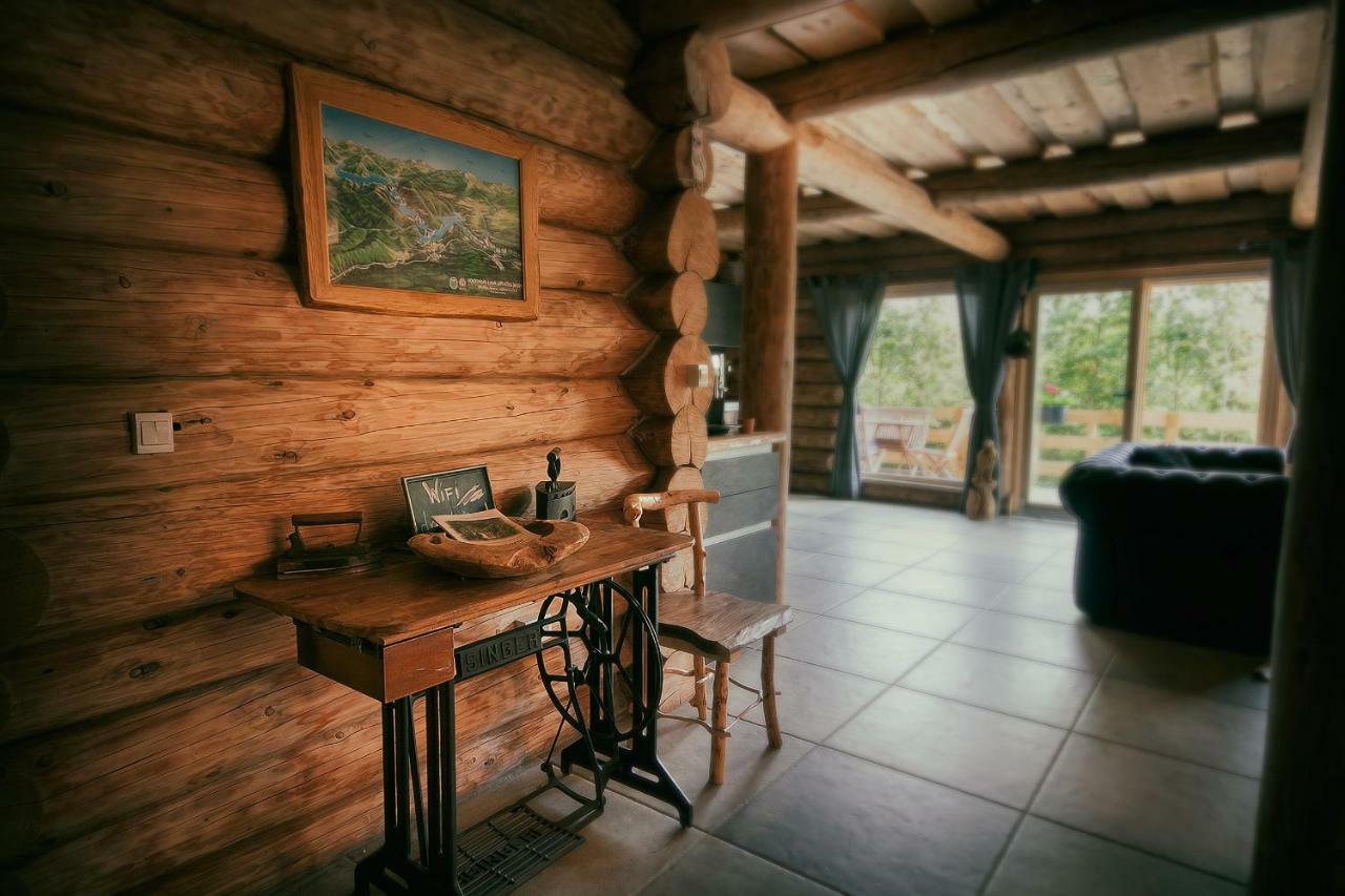 Woods Lodge Plitvice Lakes Dreznik Grad Exterior photo